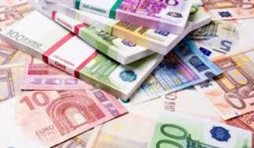 الدستوري الحر يراسل البرلمان الأوروبي للتحقيق في مسار صرف الأموال العمومية الأوروبية التي تم ضخها في تونس الدستوري الحر يراسل البرلمان الأوروبي للتحقيق في مسار صرف الأموال العمومية الأوروبية التي تم ضخها في تونس