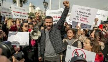 اتّحاد الشغل يؤكّد « تضامنه المطلق » مع نقيب الصحفيين ياسين الجلاصي اتّحاد الشغل يؤكّد « تضامنه المطلق » مع نقيب الصحفيين ياسين الجلاصي