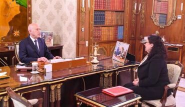 قيس سعيّد يستقبل وزيرة الشؤون الثقافية قيس سعيّد يستقبل وزيرة الشؤون الثقافية