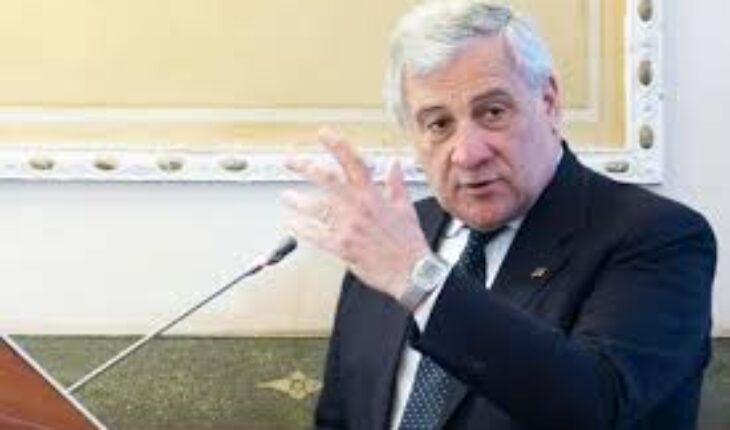 Afin d’éviter un déluge de migrants , l’Italie s’efforce de convaincre le FMI d’aider la Tunisie