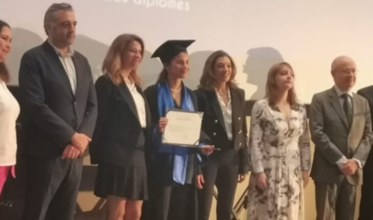 Ma fille, Emna Essoussi, me fait  une halte de bonheur et de fierté