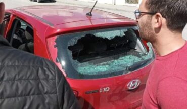 الاحتفاظ بعدد من المهاجرين الأفارقة على خلفية الاعتداء على مقر المفوضية السامية لشؤون اللاجئين الاحتفاظ بعدد من المهاجرين الأفارقة على خلفية الاعتداء على مقر المفوضية السامية لشؤون اللاجئين