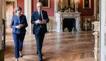 Catherine Colonna rappelle à Nabil Ammar l’attachement de la France aux droits et libertés publiques partout dans le monde. Catherine Colonna rappelle à Nabil Ammar l’attachement de la France aux droits et libertés publiques partout dans le monde.