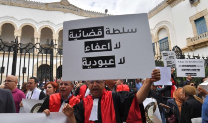 القضاة يطالبون برفع المظلمة عن زملائهم المعفيين وتحرير القضاء من هيمنة السلطة التنفيذية