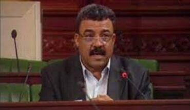 نواب مجلس بودربالة يرفضون أي نشاط للبرلمان دون استكمال جلسة النظر في قانون تجريم التطبيع نواب مجلس بودربالة يرفضون أي نشاط للبرلمان دون استكمال جلسة النظر في قانون تجريم التطبيع
