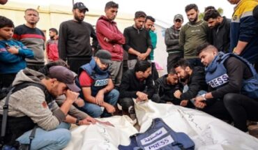 قنابل إسرائيل تقتل ستين (60) إعلاميا منذ انطلاق « طوفان الأقصى » حتى اليوم قنابل إسرائيل تقتل ستين (60) إعلاميا منذ انطلاق « طوفان الأقصى » حتى اليوم
