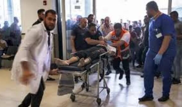 غزة : قوات الاحتلال الإسرائيلي تقتحم مستشفى كمال عدوان و تحتجز الطواقم الطبية
