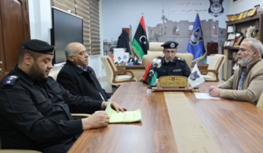 مقتل 10 أشخاص، بينهم عناصر أمنيون، رميا بالرصاص في طرابلس الليبية مقتل 10 أشخاص، بينهم عناصر أمنيون، رميا بالرصاص في طرابلس الليبية