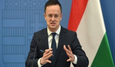 وزير خارجية هنغاريا يؤكد أن أوكرانيا لن تنتصر في المواجهة مع روسيا و سترضخ للمفاوضات وزير خارجية هنغاريا يؤكد أن أوكرانيا لن تنتصر في المواجهة مع روسيا و سترضخ للمفاوضات