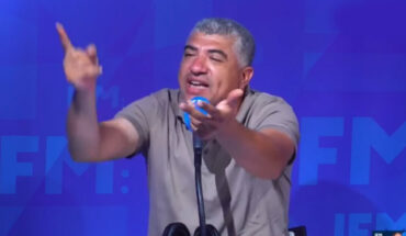 يحق لنجيب الدزيري أن يلعق حذاء الرئيس كيفما يشاء يحق لنجيب الدزيري أن يلعق حذاء الرئيس كيفما يشاء
