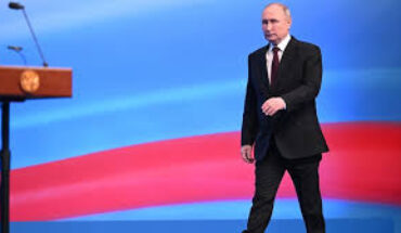 Russie : Vladimir Poutine réélu pour un troisième mandat consécutif avec 87,29 % des voix. Russie : Vladimir Poutine réélu pour un troisième mandat consécutif avec 87,29 % des voix.