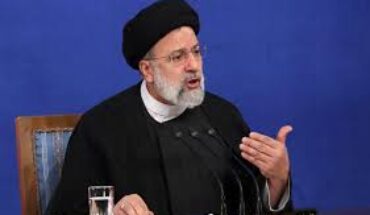 Le président iranien considère l’attaque de son pays contre Israël de « légitime défense » Le président iranien considère l’attaque de son pays contre Israël de « légitime défense »