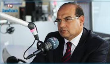 العميد السابق للمحامين، شوقي الطبيب، يدخل في اعتصام مفتوح وفي إضراب عن الطعام بداية من اليوم العميد السابق للمحامين، شوقي الطبيب، يدخل في اعتصام مفتوح وفي إضراب عن الطعام بداية من اليوم