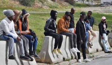 Amnesty International appelle les autorités tunisiennes à mettre fin à la campagne cruelle contre les ONG qui apportent un soutien aux migrant·e·s et aux réfugié·e·s. » Amnesty International appelle les autorités tunisiennes à mettre fin à la campagne cruelle contre les ONG qui apportent un soutien aux migrant·e·s et aux réfugié·e·s. »