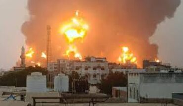 Yémen : L’armée israélienne frappe Hodeïda, les Houthis promettent de riposter Yémen : L’armée israélienne frappe Hodeïda, les Houthis promettent de riposter