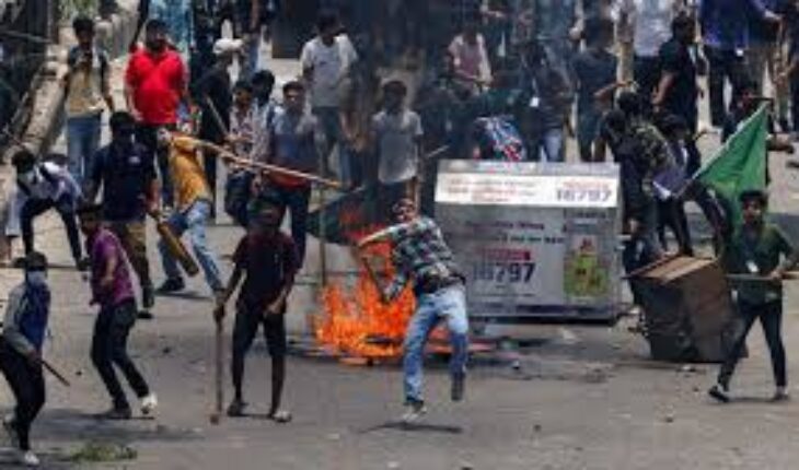 Bangladesh : la première ministre démissionne et fuit le pays