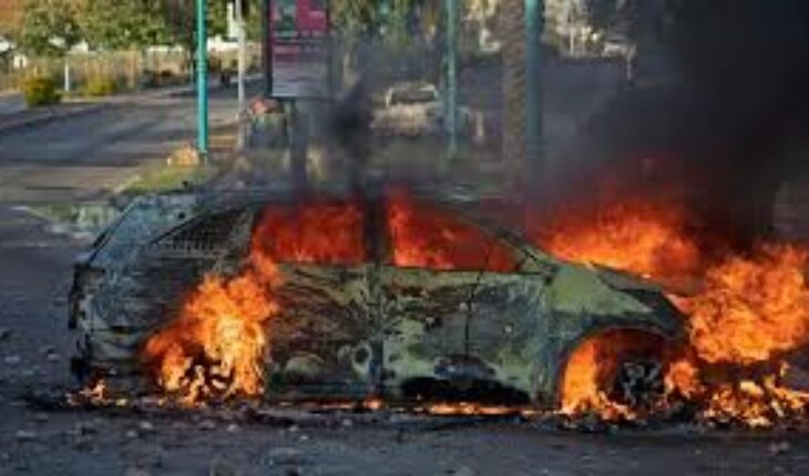 Cisjordanie : des colons israéliens incendient une vingtaines de véhicules palestiniens à Al-Bireh