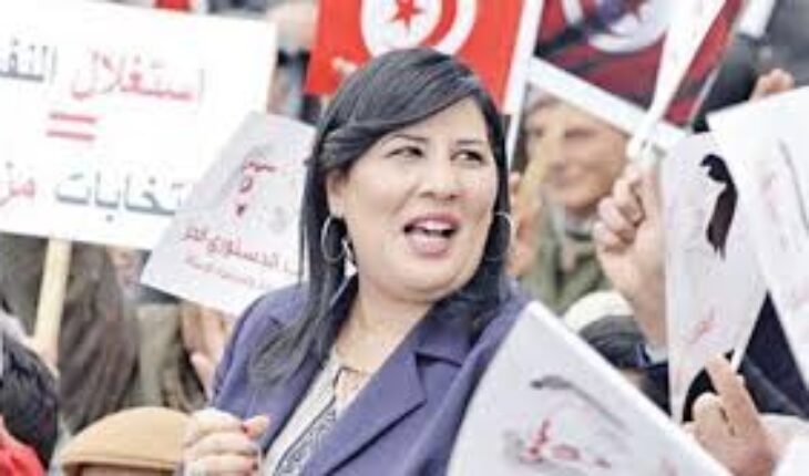 زوج الأستاذة عبير موسي يؤكد أن الإدارة السجنية لم تعلمه بنقل زوجته من سجن منوبة الى سجن بلي بنابل