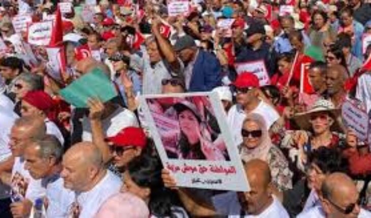 الدّستوري الحرّ يندّد بالتّعتيم الإعلامي التّامّ على نجاح المسيرة الوطنيّة التي نظمها
