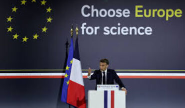 La France débloque 100 millions d’euros pour séduire les chercheurs étrangers La France débloque 100 millions d’euros pour séduire les chercheurs étrangers