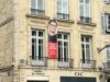 La Maison de l’Avocat du Barreau de Bordeaux affiche une banderole de soutien à Sonia Dahmani