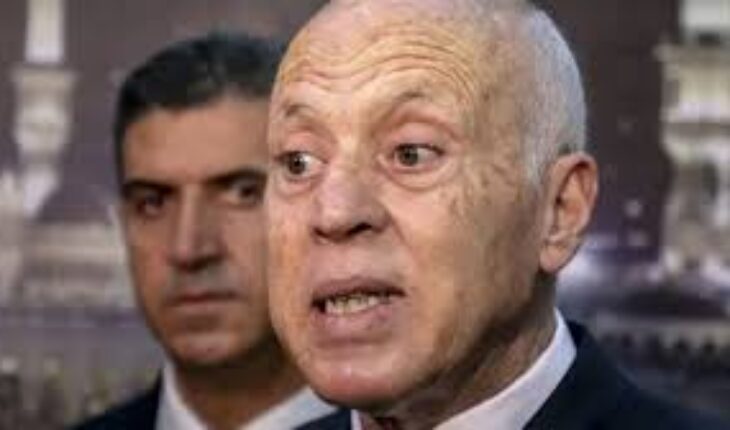 أحقًّا لا يعرف ؟ هل تعمد المغالطة ؟ أم  « غلطوه » ؟