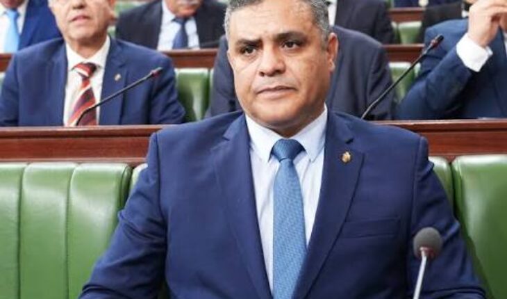 استدراج فريق صحفي من موقع «نواة» واحتجازه ونقابة الصحفيين تندد استدراج فريق صحفي من موقع «نواة» واحتجازه ونقابة الصحفيين تندد